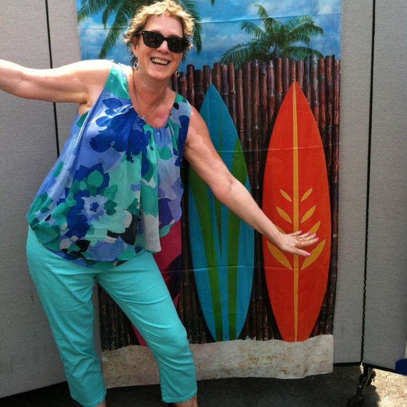 Meet Your Posher, Meg - Picture 5 of 8